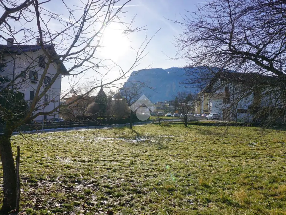 Ter. residenziale in vendita a Fai Della Paganella