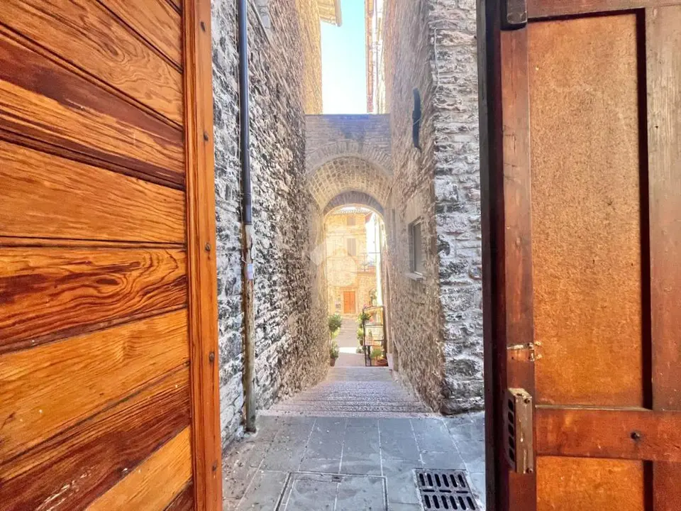 Casa semindipendente in vendita a Assisi