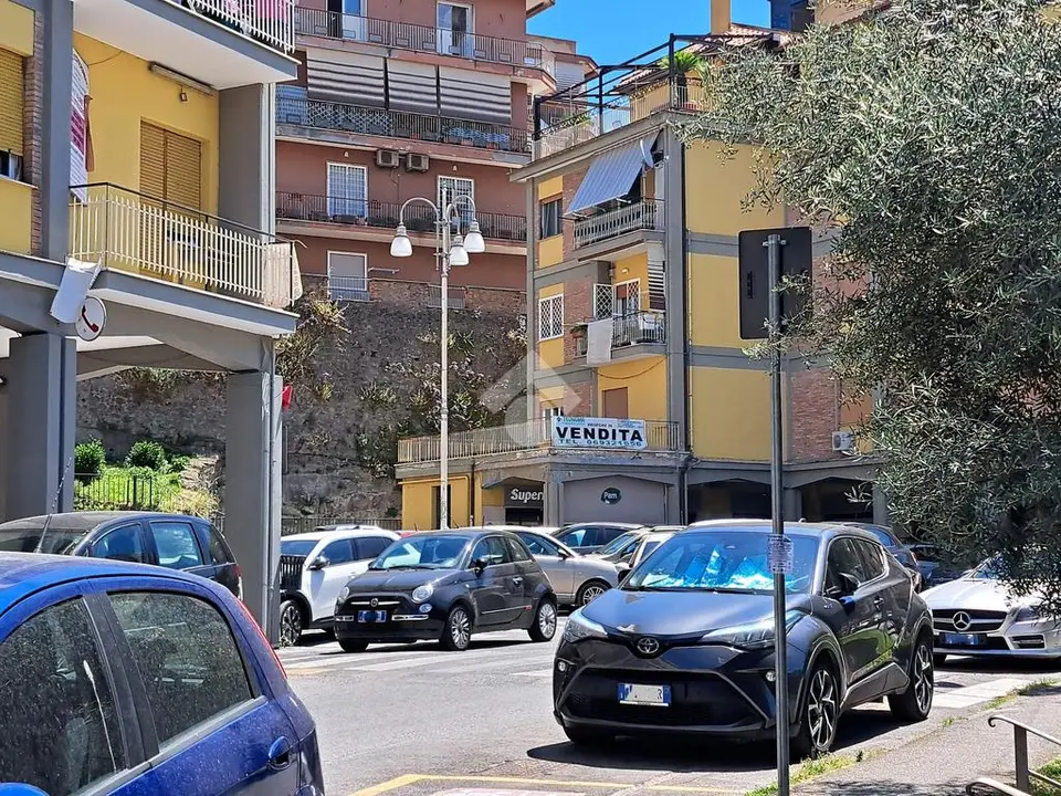 Trilocale in vendita a Albano Laziale