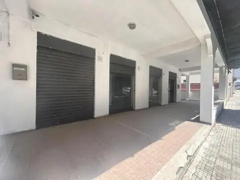 Negozio in VIA PAPA GIOVANNI XXIII 377/379, Barcellona Pozzo di Gotto (ME)