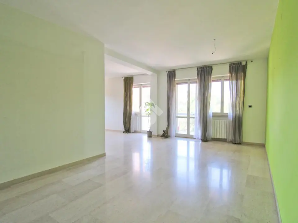 Quadrilocale in vendita a Pescara