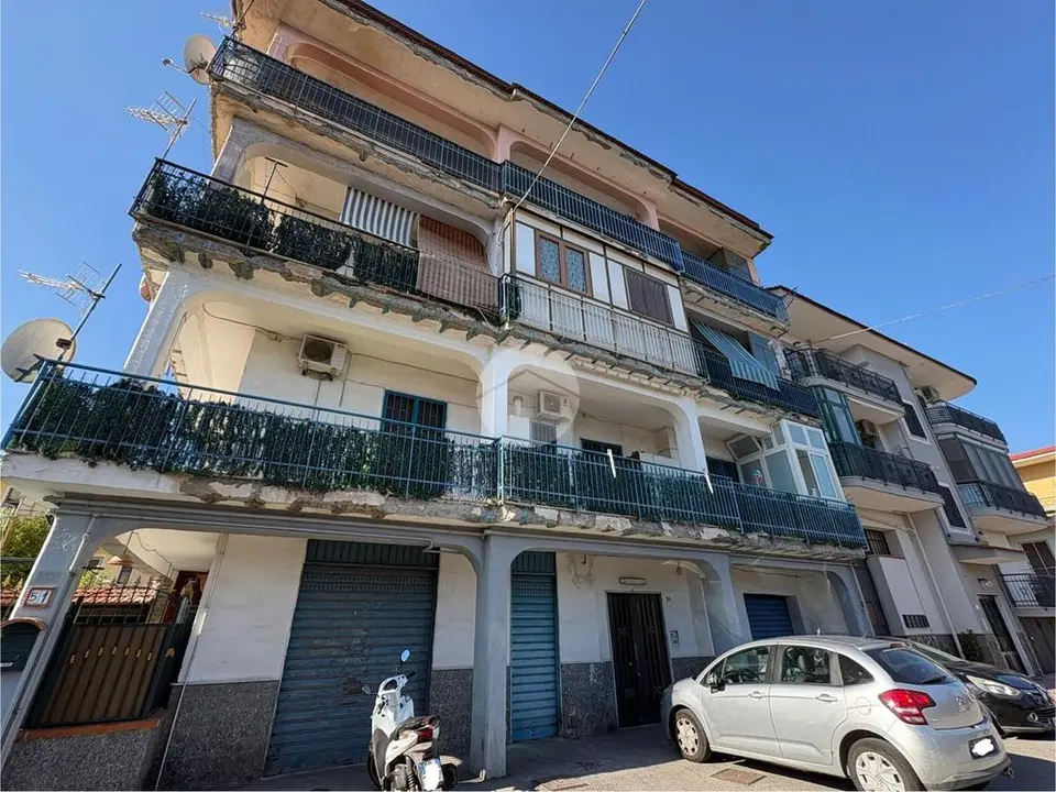 Trilocale in vendita a Castellammare Di Stabia