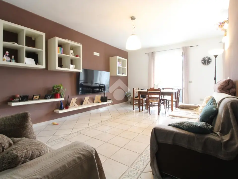 5 locali in vendita a Agropoli