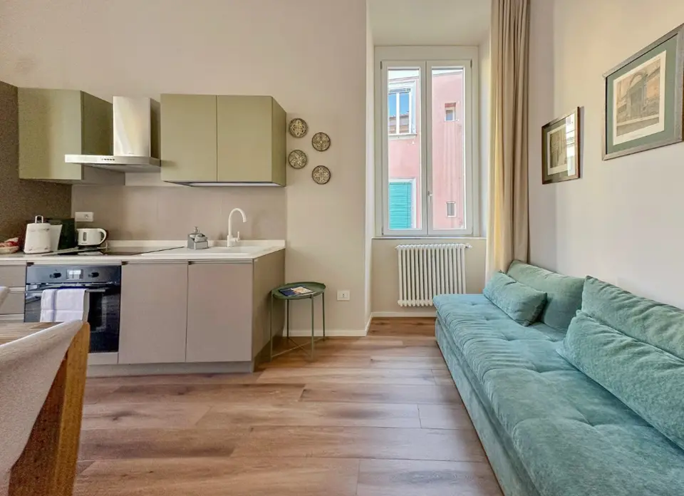 Appartamento in VIA MIROBALLO AL PENDINO 35, Napoli (NA)