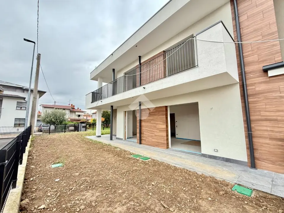 Quadrilocale in vendita a Gorlago