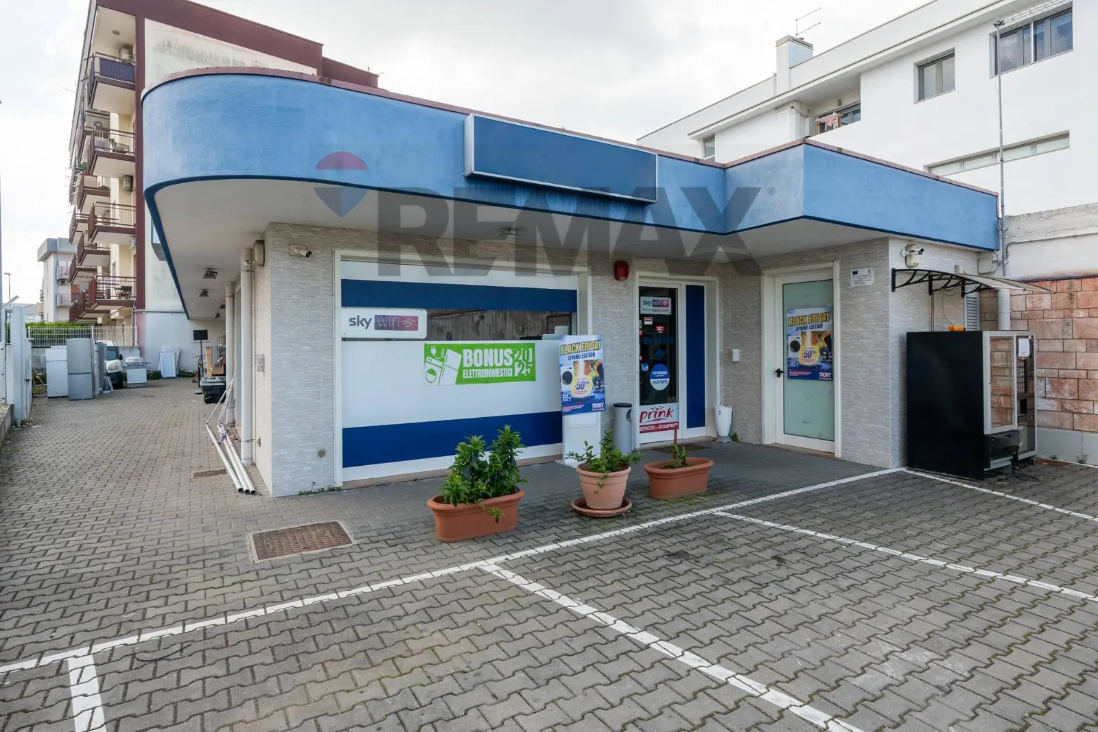 Locale Commerciale in Vendita a Taranto