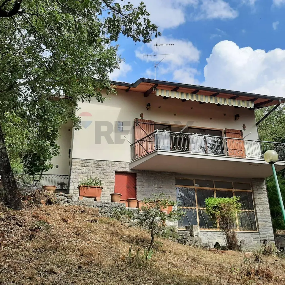 Casa Indipendente in Vendita a Magione