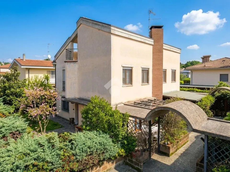 Porzione di bifamiliare in vendita a Città Sant'Angelo