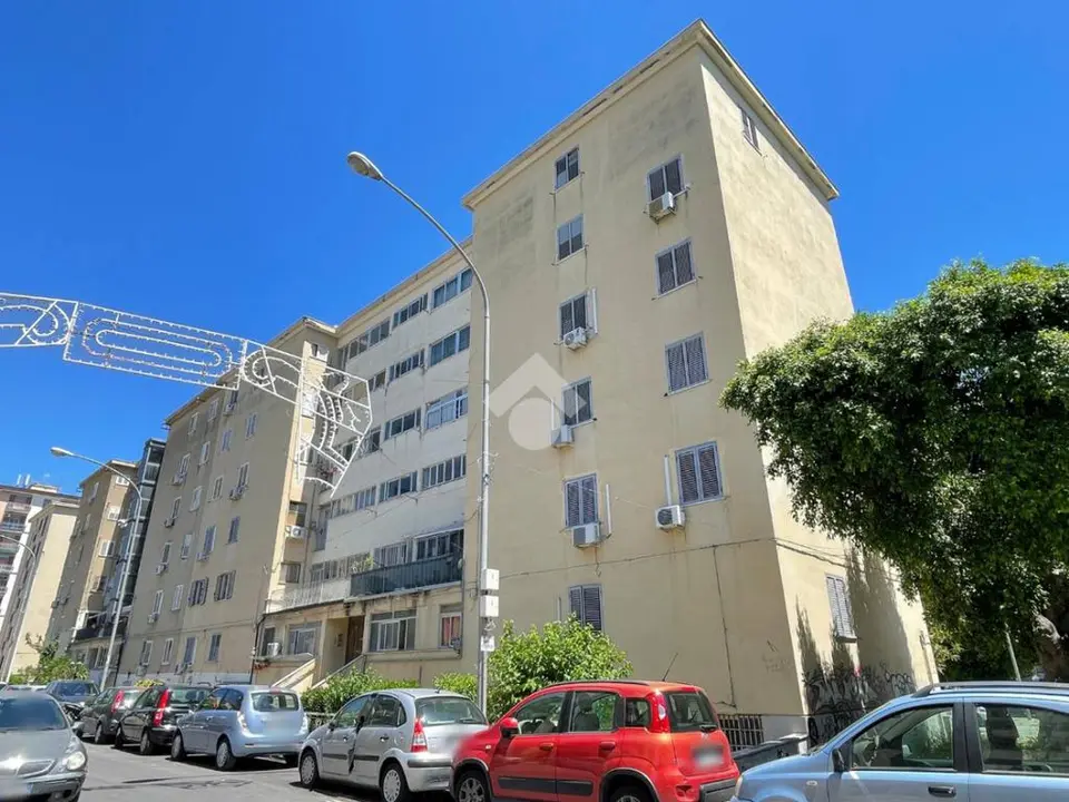 Quadrilocale in vendita a Palermo