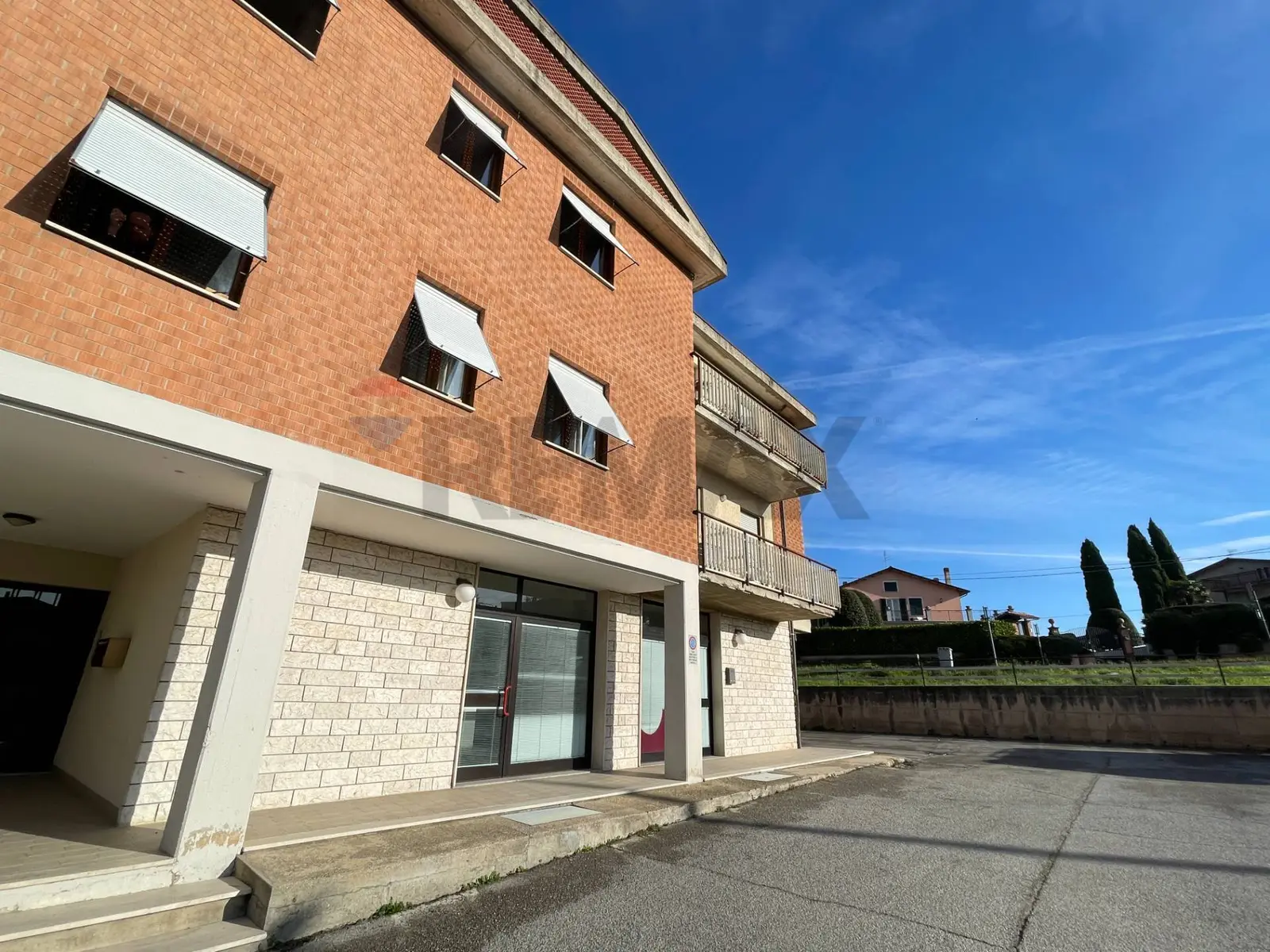 Locale Commerciale in Vendita a Perugia