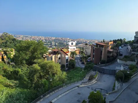 Appartamento in Parco degli Olmi, Salerno (SA) 149 m², 7 locali, 2 bagni