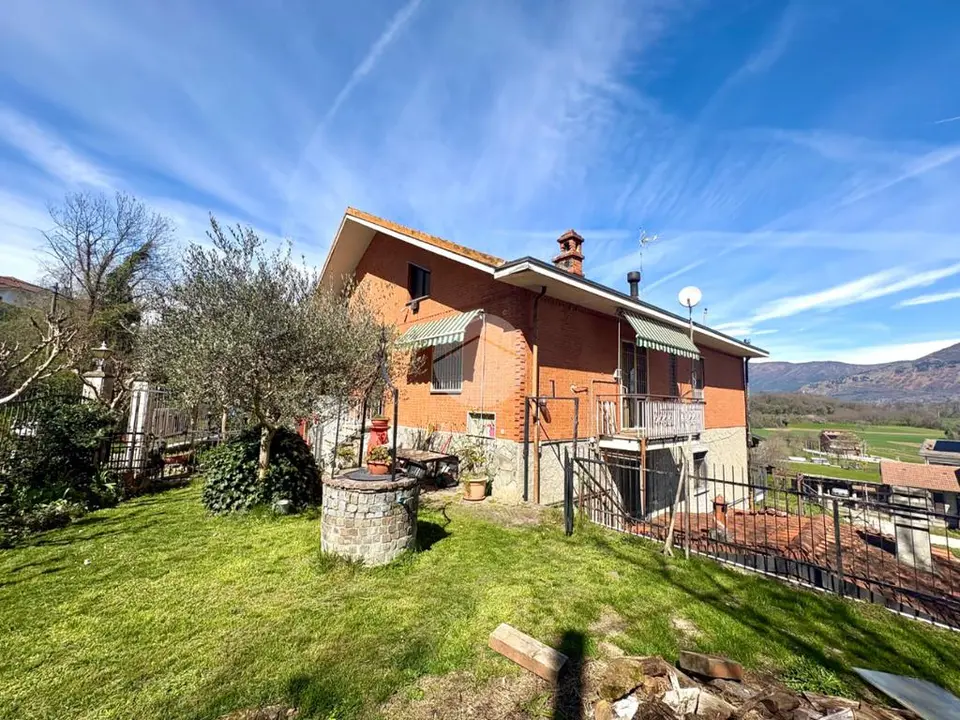 5 locali in vendita a Buttigliera Alta