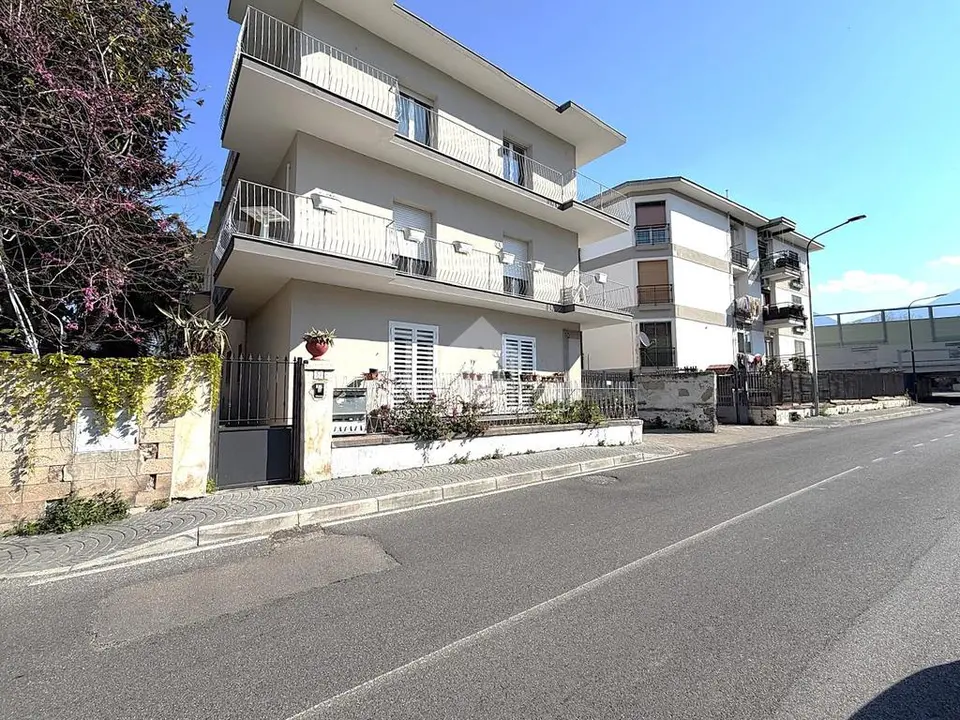 Trilocale in vendita a Portici
