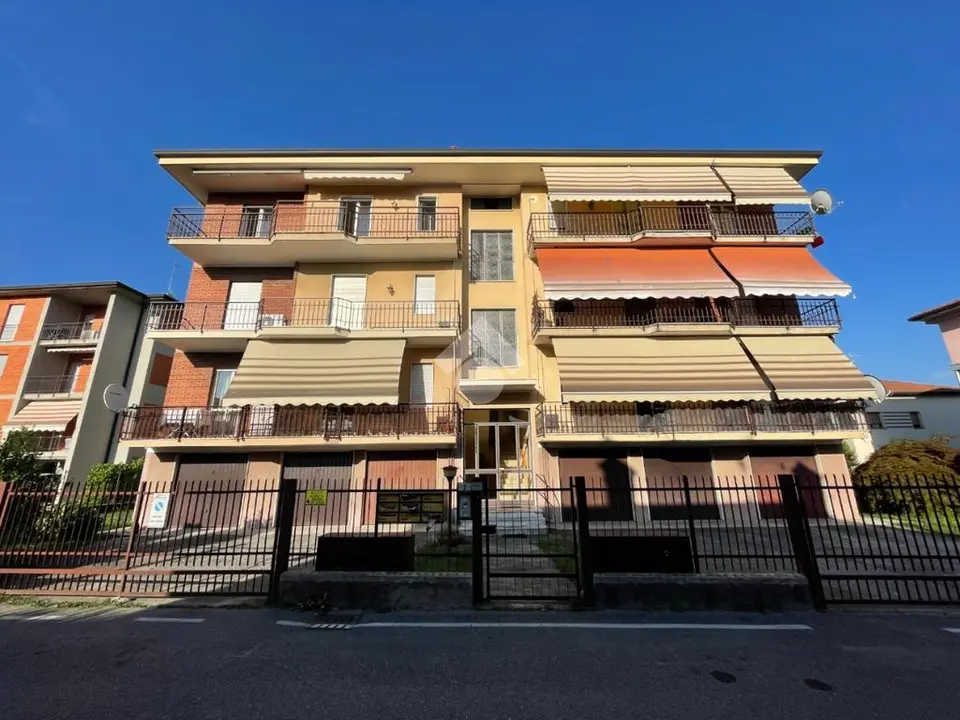 Quadrilocale in vendita a Paladina