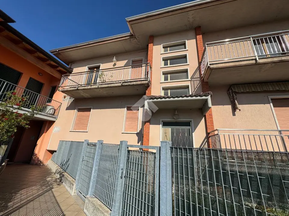 Trilocale in vendita a Sona