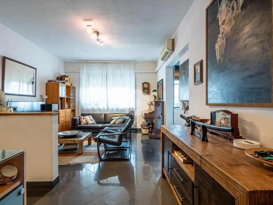 5 locali in vendita a Grugliasco