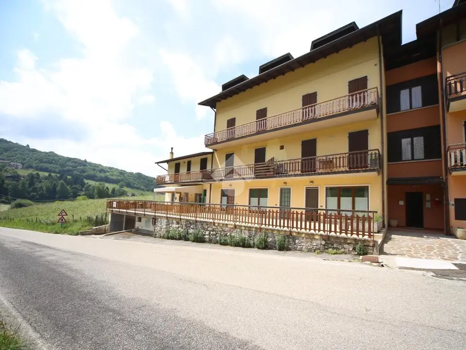 Bilocale in vendita a San Zeno Di Montagna