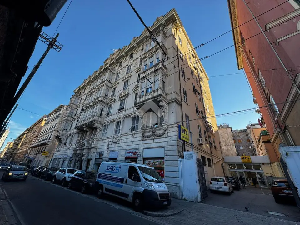 Multilocale in vendita a Genova