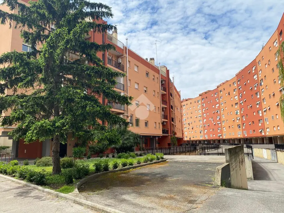 5 locali in vendita a Roma
