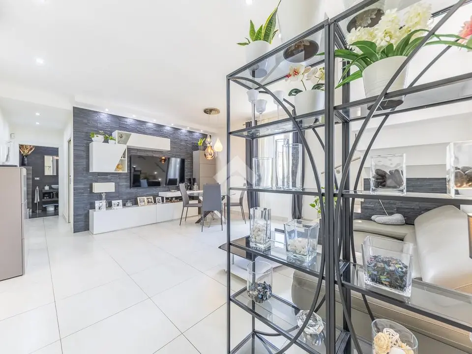 Casa semindipendente in vendita a Roma