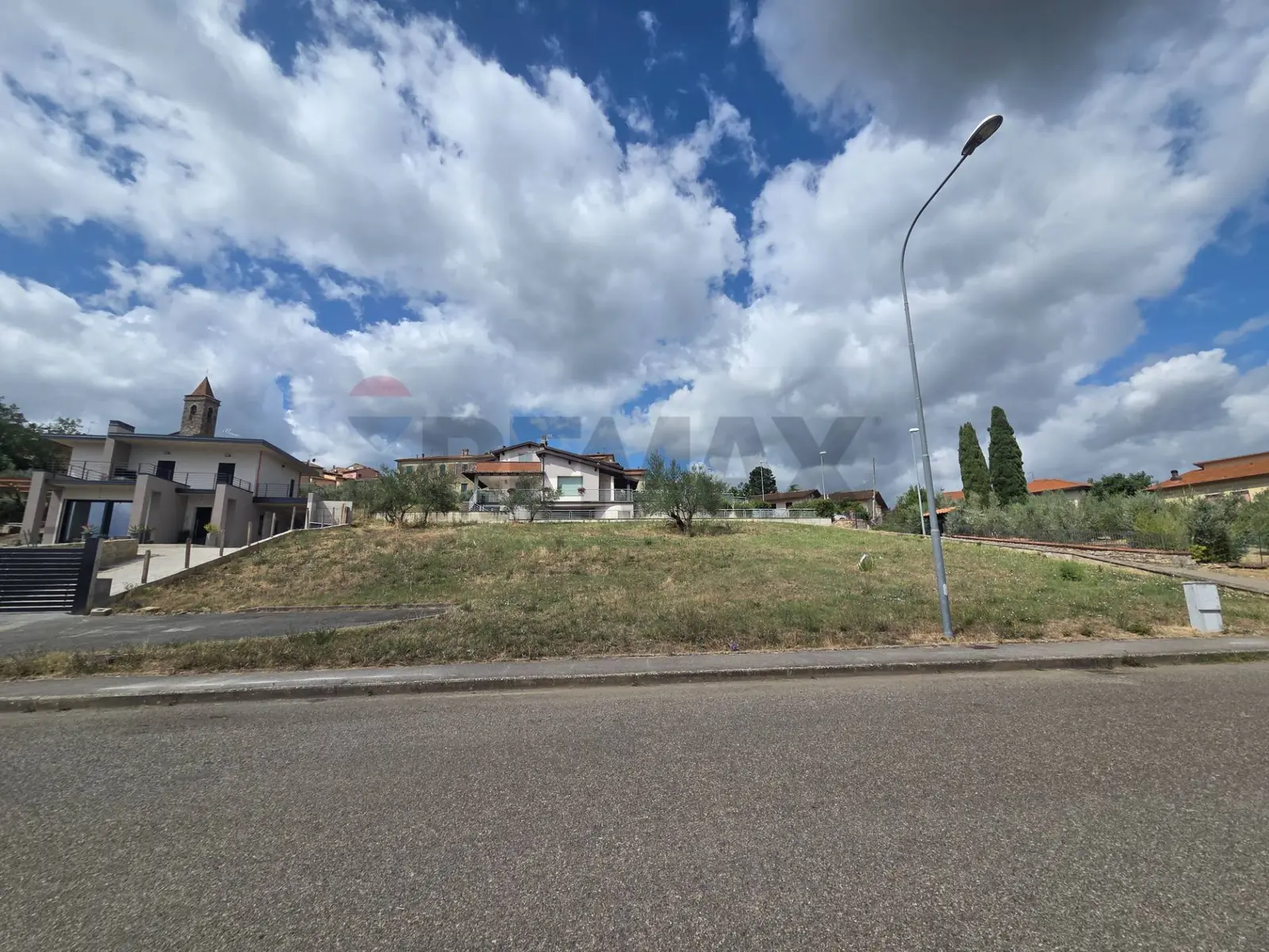 Terreno Edificabile in Vendita a Laterina Pergine Valdarno