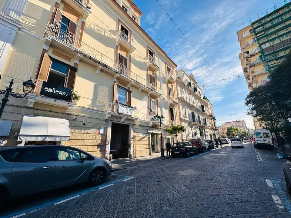 Bilocale in vendita a Torre Del Greco