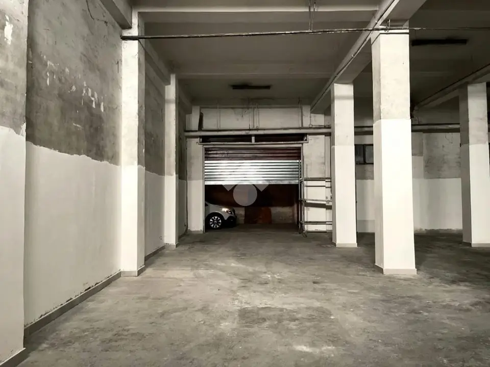 Box / posti auto in vendita a Palermo
