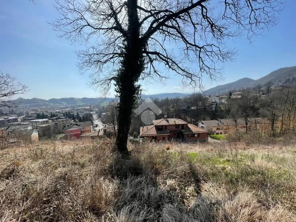 Ter. residenziale in vendita a Pavullo Nel Frignano