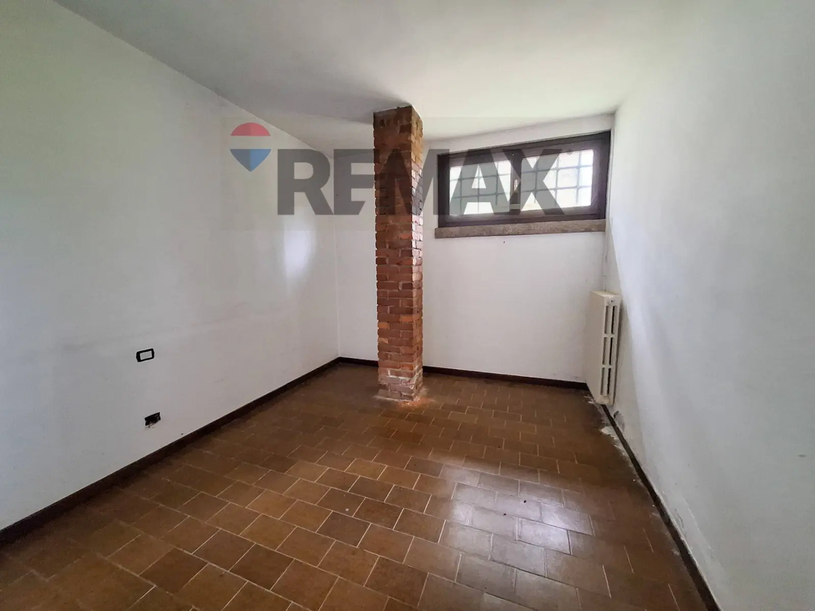 Appartamento in Vendita a Locate Varesino