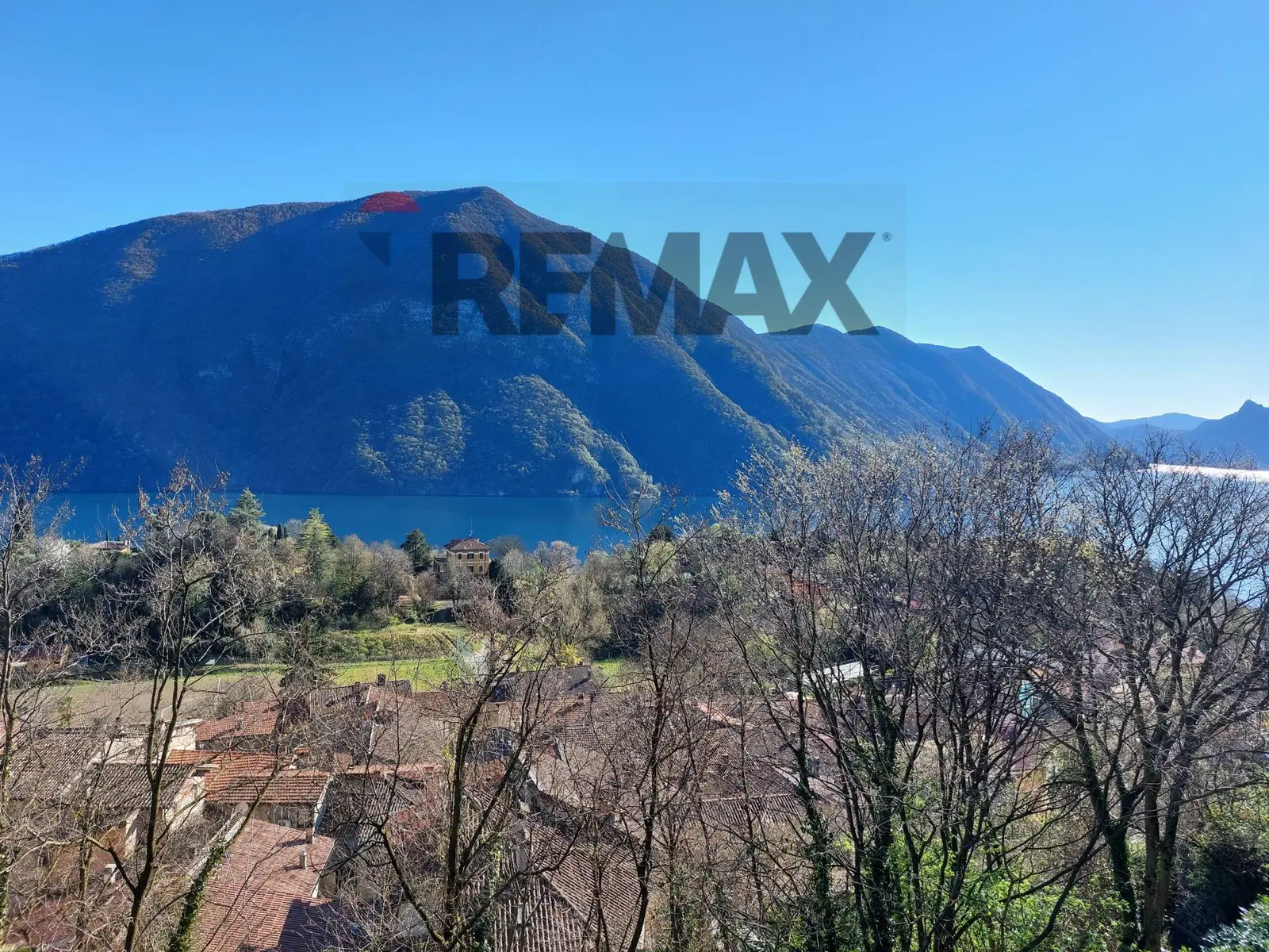 Terreno Edificabile in Vendita a Valsolda