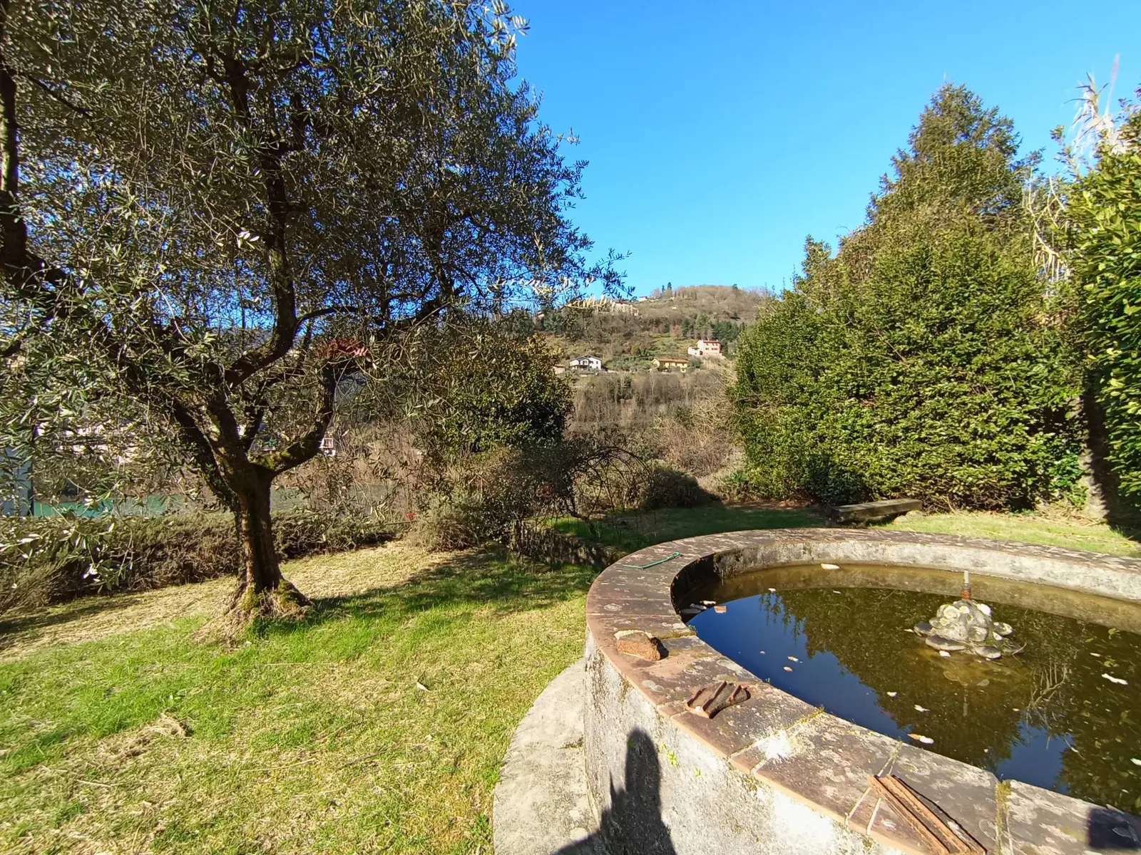 Casa Semindipendente in Vendita a Borgo a Mozzano