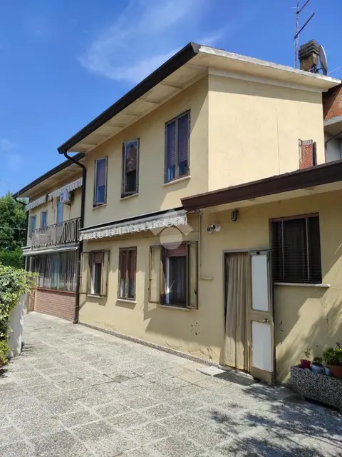 Casa indipendente in vendita a Campagna Lupia