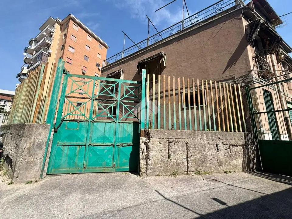 Bilocale in vendita a Napoli