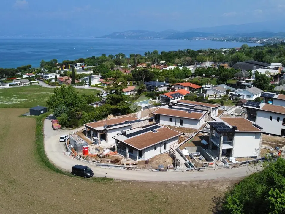 Villa singola in vendita a Lazise