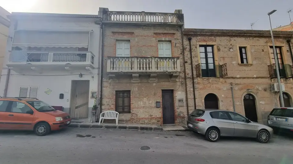 Casa Indipendente in CORSO PRINCIPE UMBERTO I 58, Mazzarrà Sant'Andrea (ME)