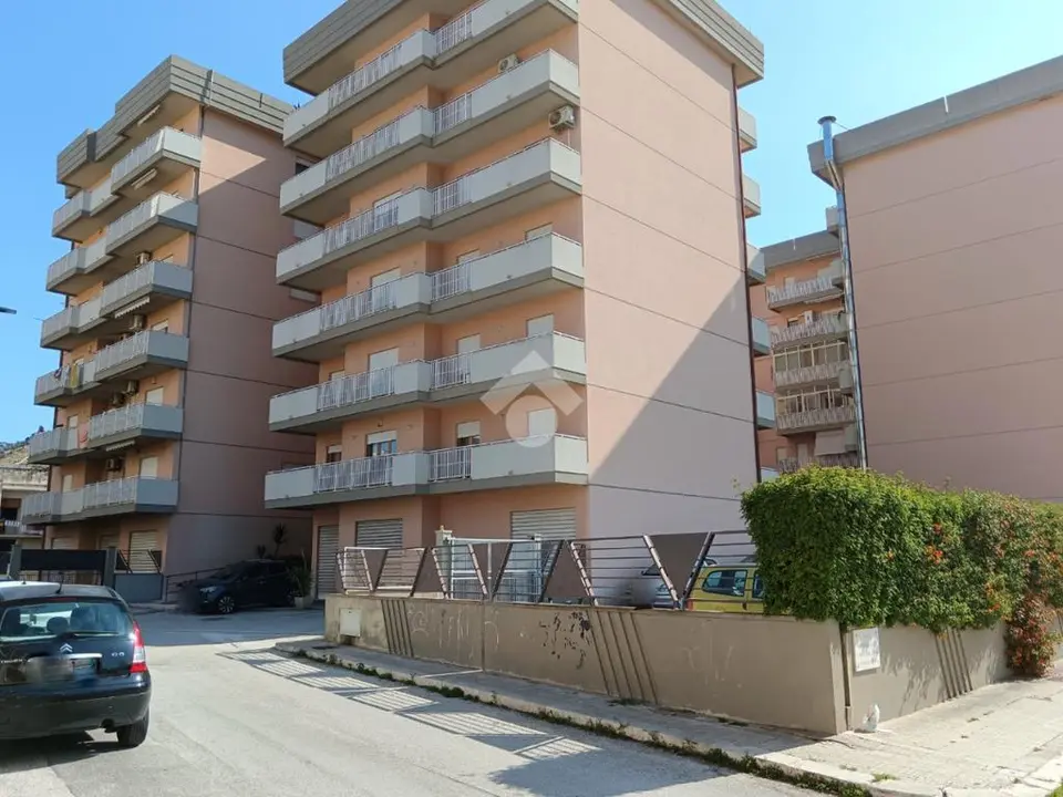 Quadrilocale in affitto a Trapani