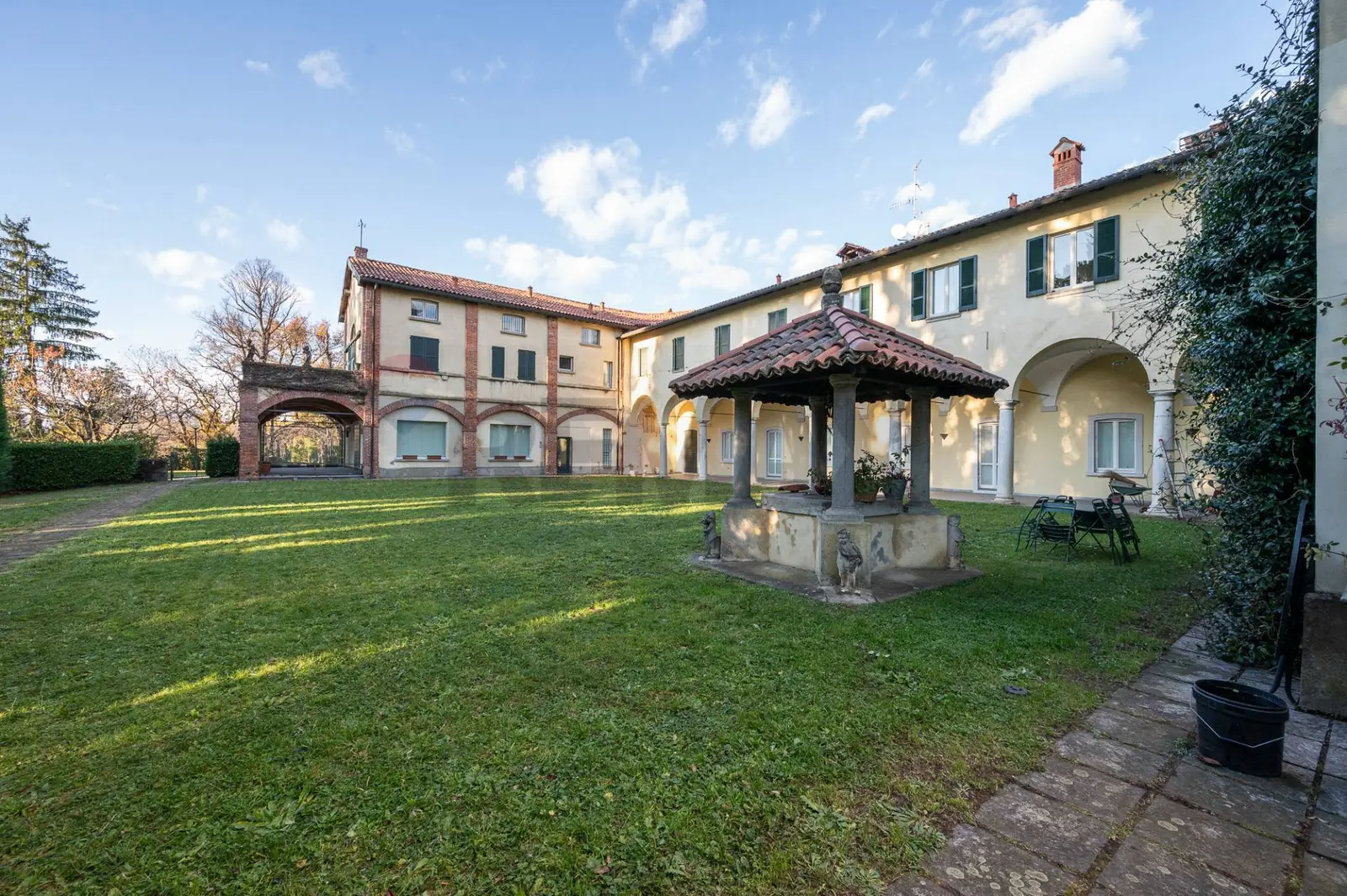 Appartamento in Vendita a Binago