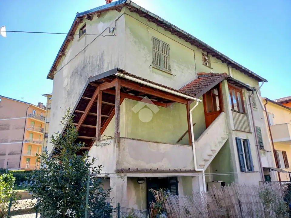6 locali in vendita a Busalla