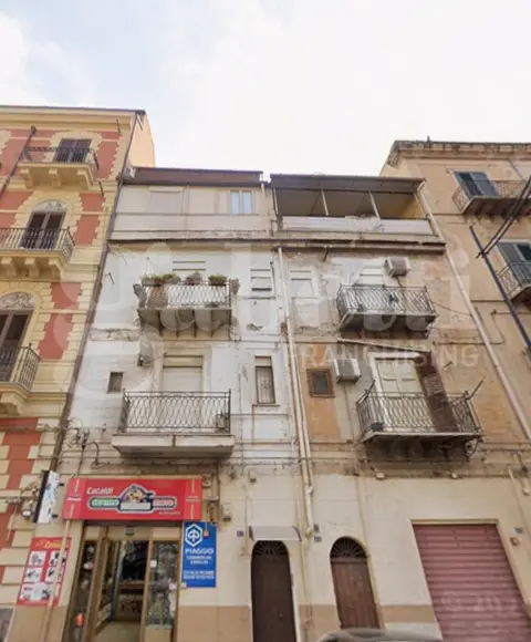 Appartamento in Via Oreto, Palermo (PA)