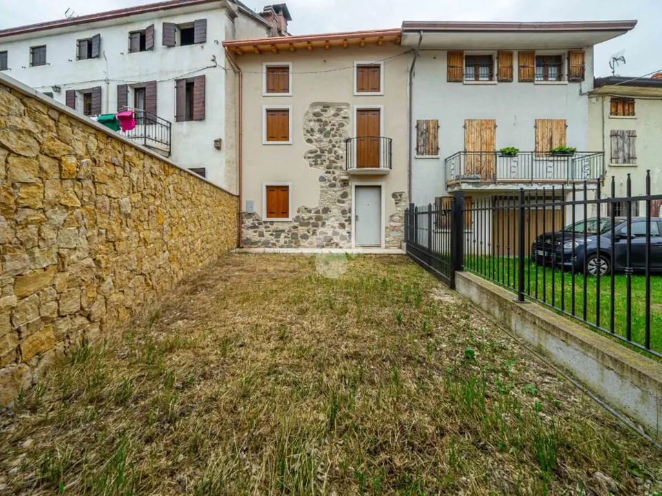 Rustico in vendita a Vestenanova