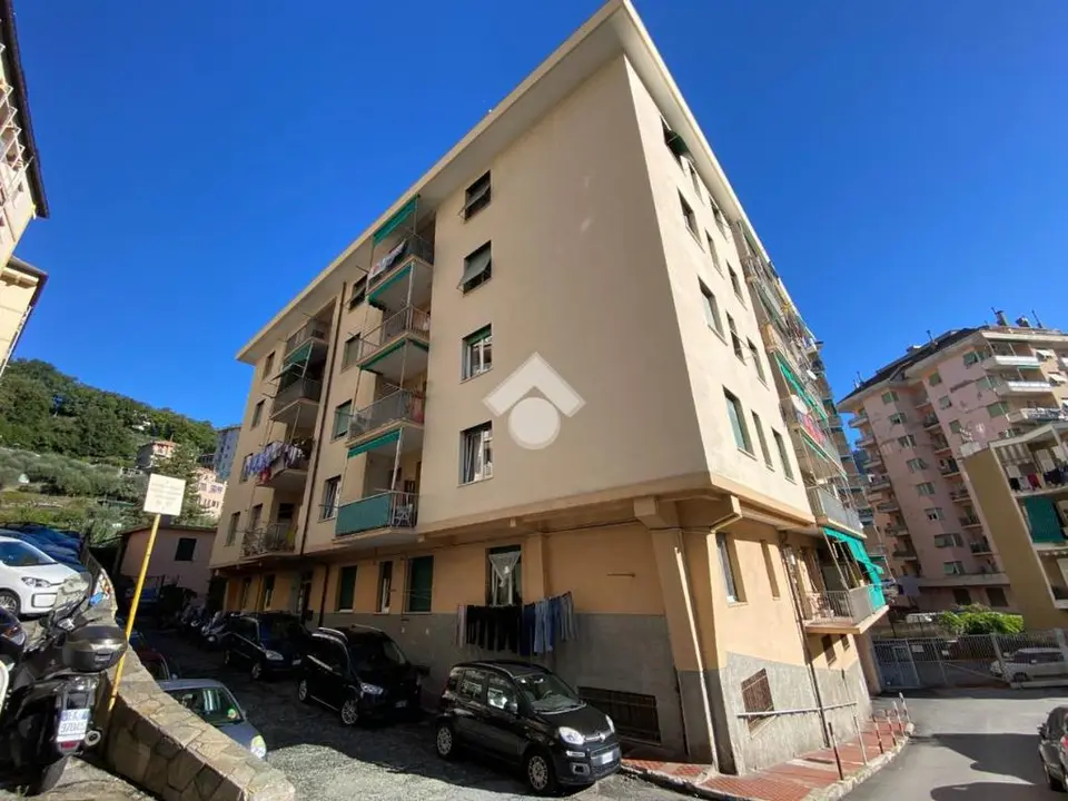Quadrilocale in vendita a Genova