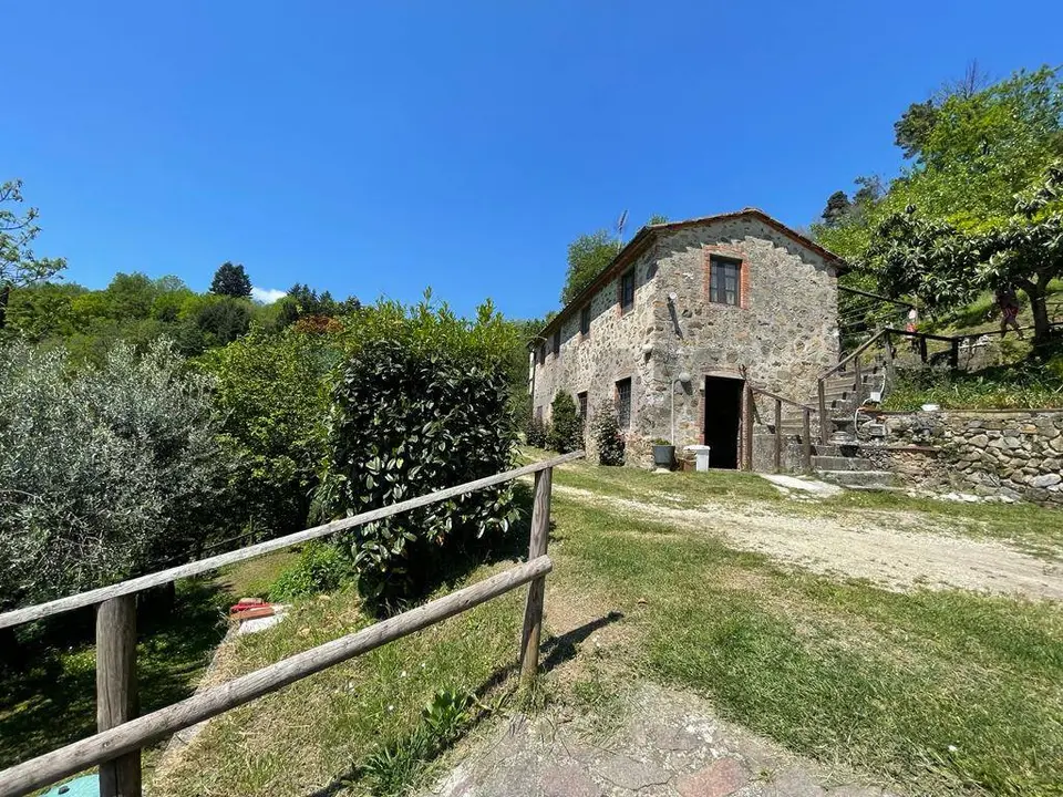 Agriturismo in Vendita a Pescaglia