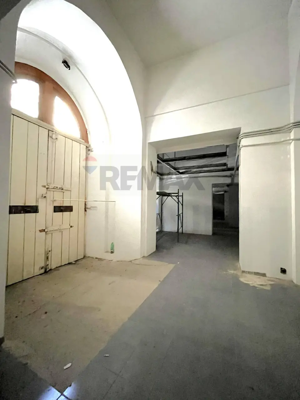 Commerciale Altro in Affitto a Napoli