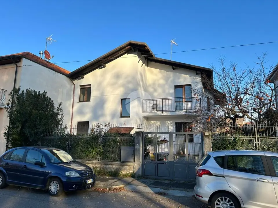 Quadrilocale in affitto a Collegno