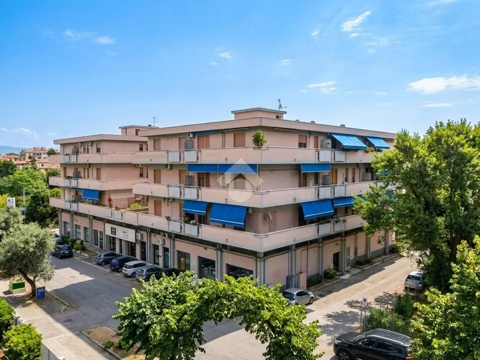 Quadrilocale in vendita a Pescara