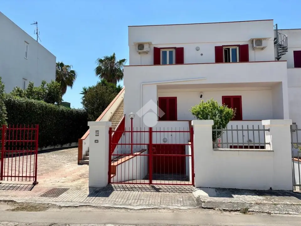 Porzione di bifamiliare in vendita a Gallipoli