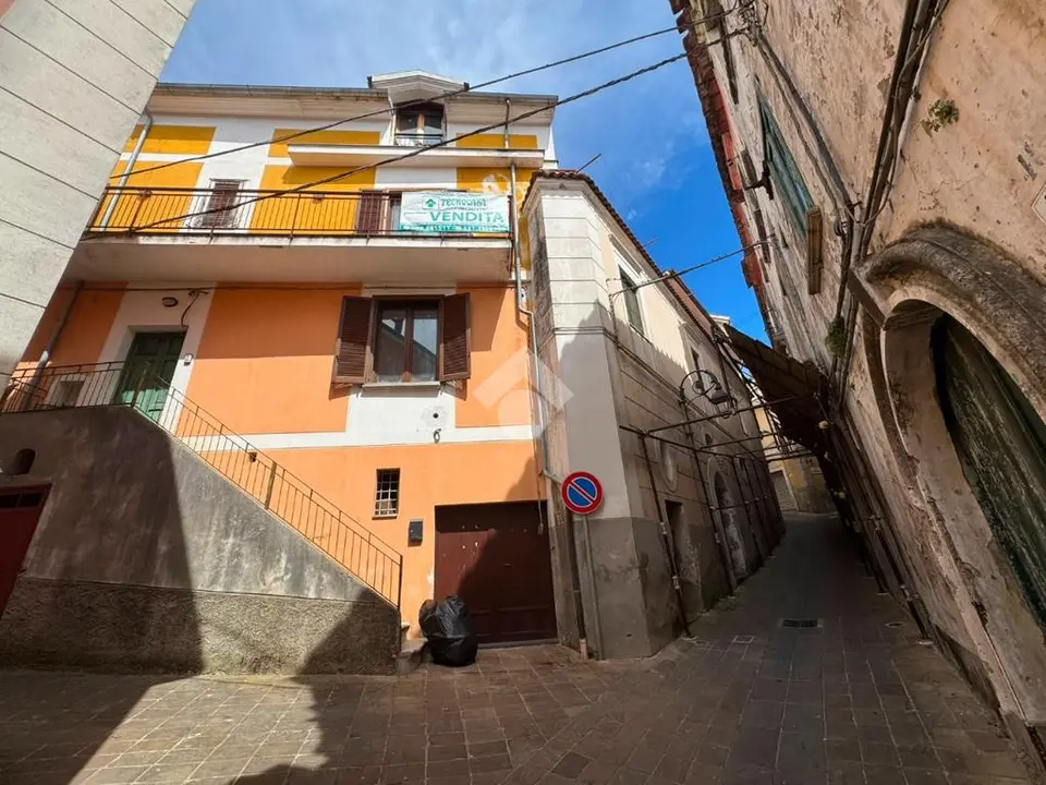 Casa semindipendente in vendita a San Cipriano Picentino