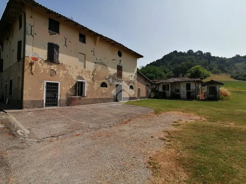 Rustico in vendita a Valsamoggia