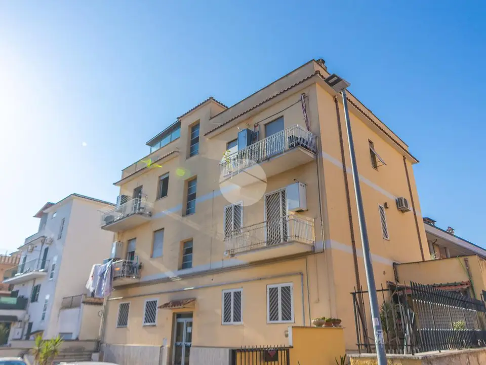 Trilocale in affitto a Roma