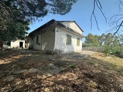 Casa Indipendente in Contrada Manducina snc, Gualtieri Sicaminò (ME)